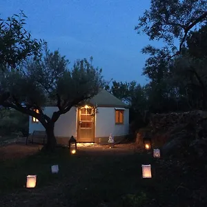 Yurta Mongola Delta Del Ebro , Camarles España